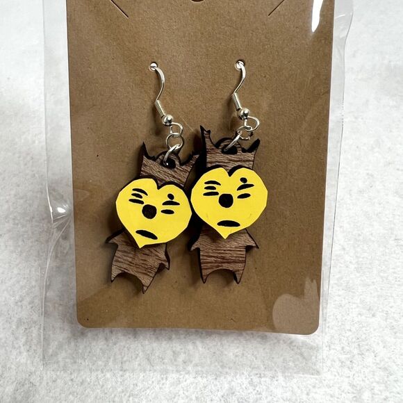 Zelda Korok Aldo Dangle Earrings - Picture 3 of 3